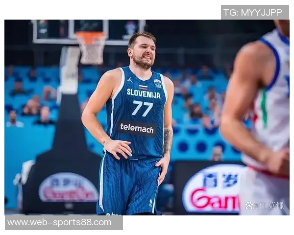 东契奇状态起伏全场23投8中三分球命中5次贡献25分2篮板7助攻