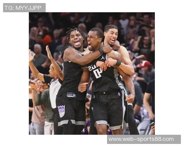 米奇称赞哈里森巴恩斯投篮能力但出手犹豫影响状态恢复